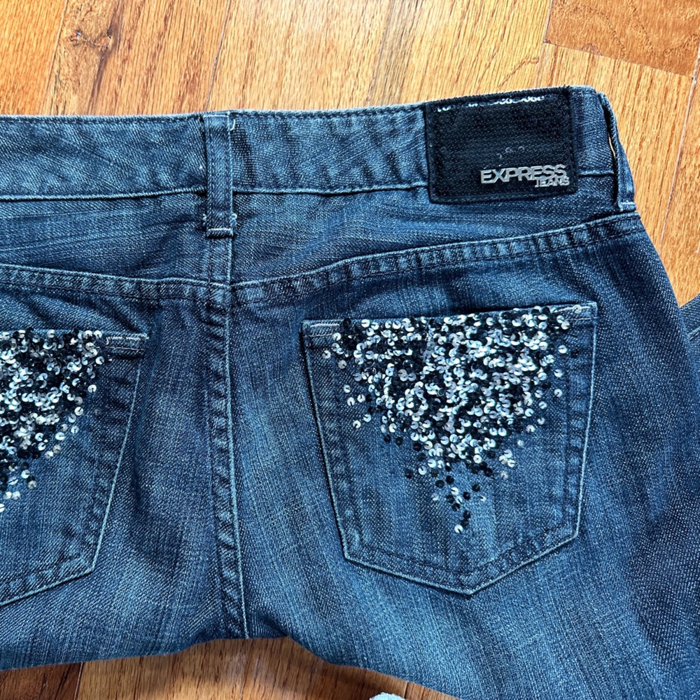 Express Jeans - Picture 2 of 8